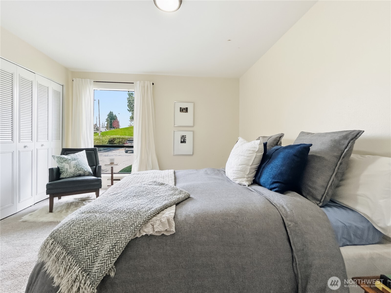 19411 56th Avenue W Unit: 220