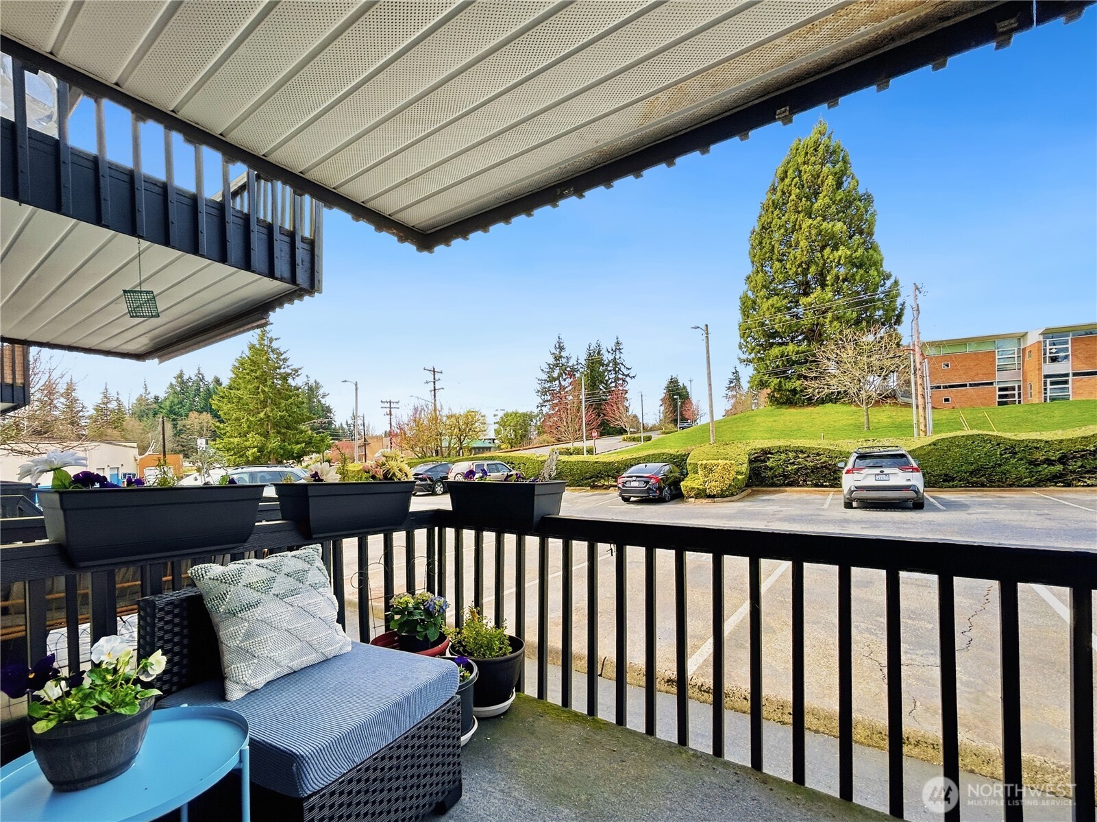 19411 56th Avenue W Unit: 220