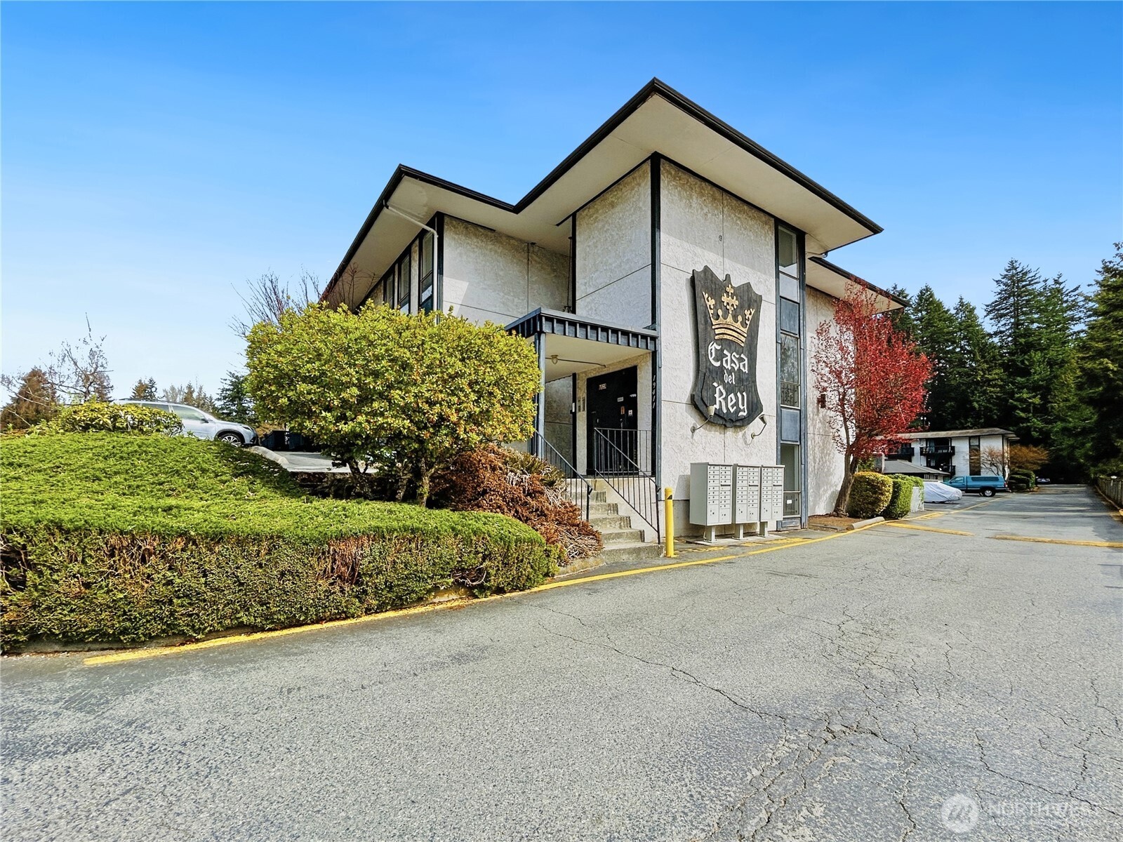 19411 56th Avenue W Unit: 220