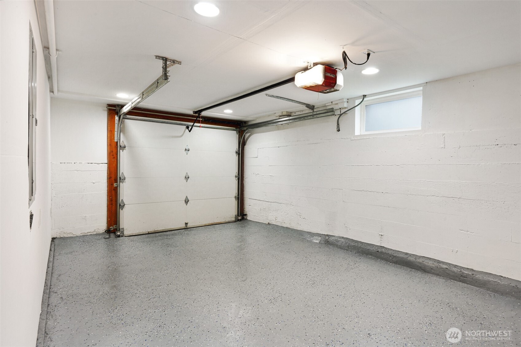 8401 Linden Avenue N