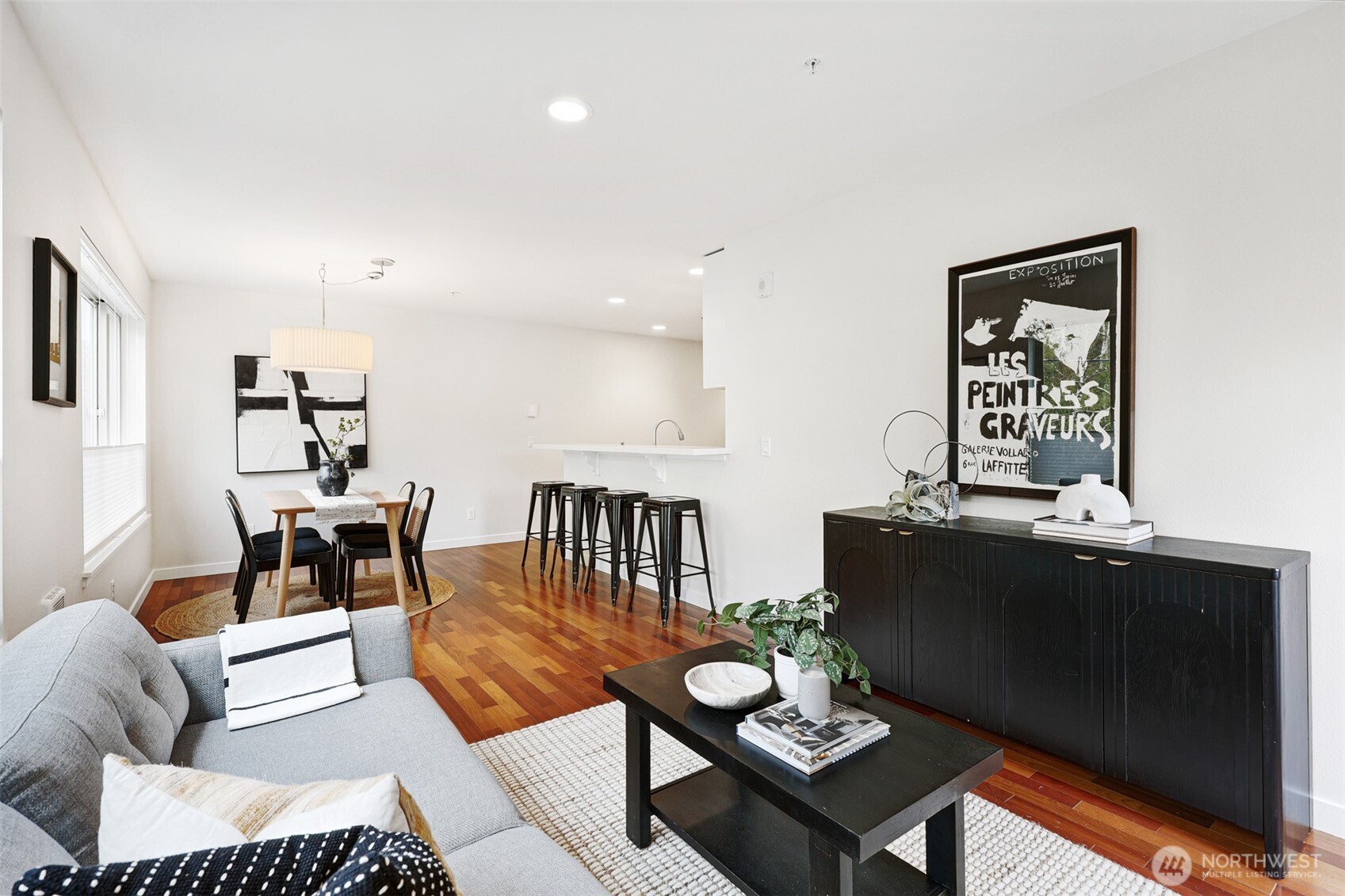 6219 NE 181st Street Unit: 301