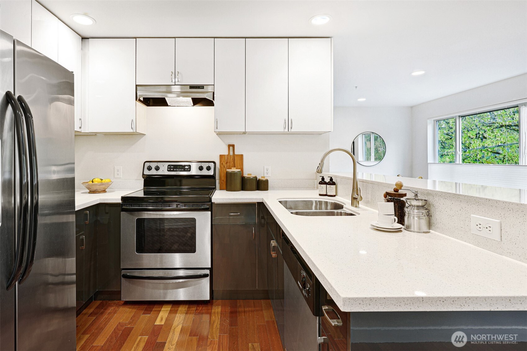 6219 NE 181st Street Unit: 301