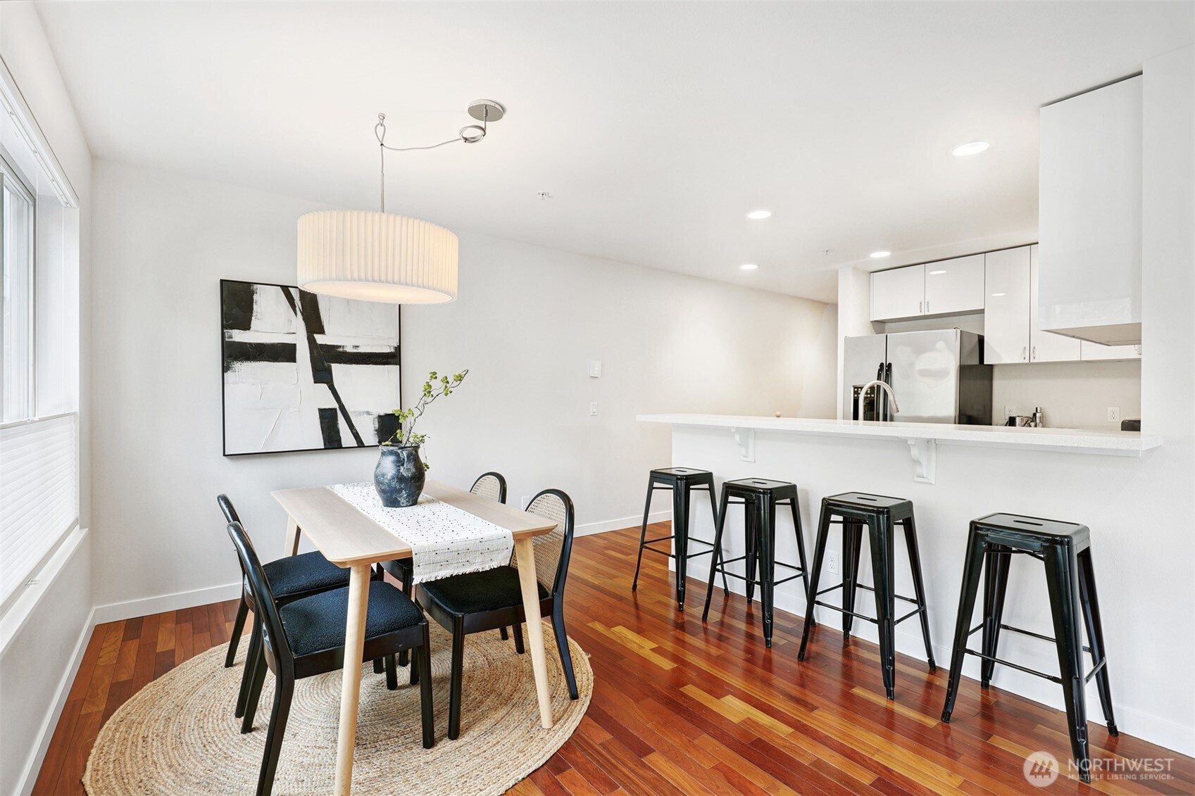 6219 NE 181st Street Unit: 301