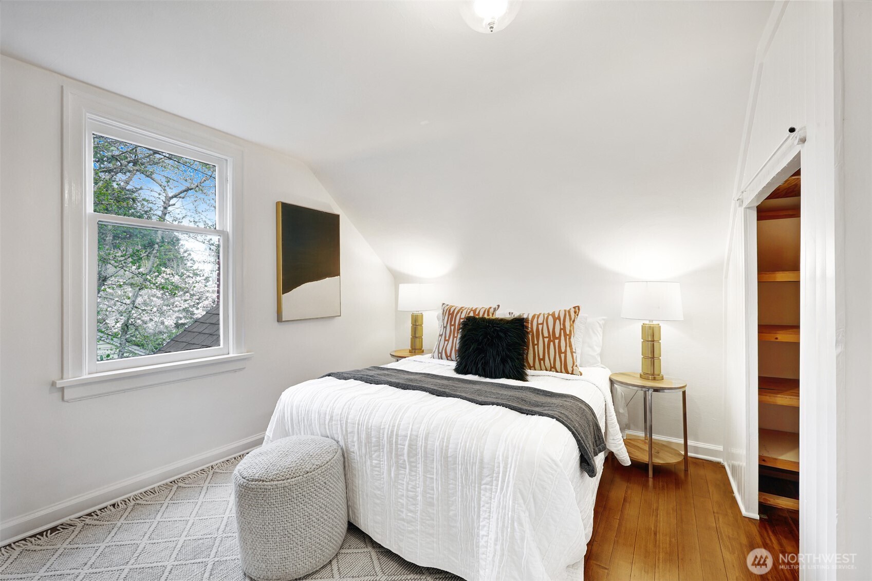 14321 37th Avenue NE