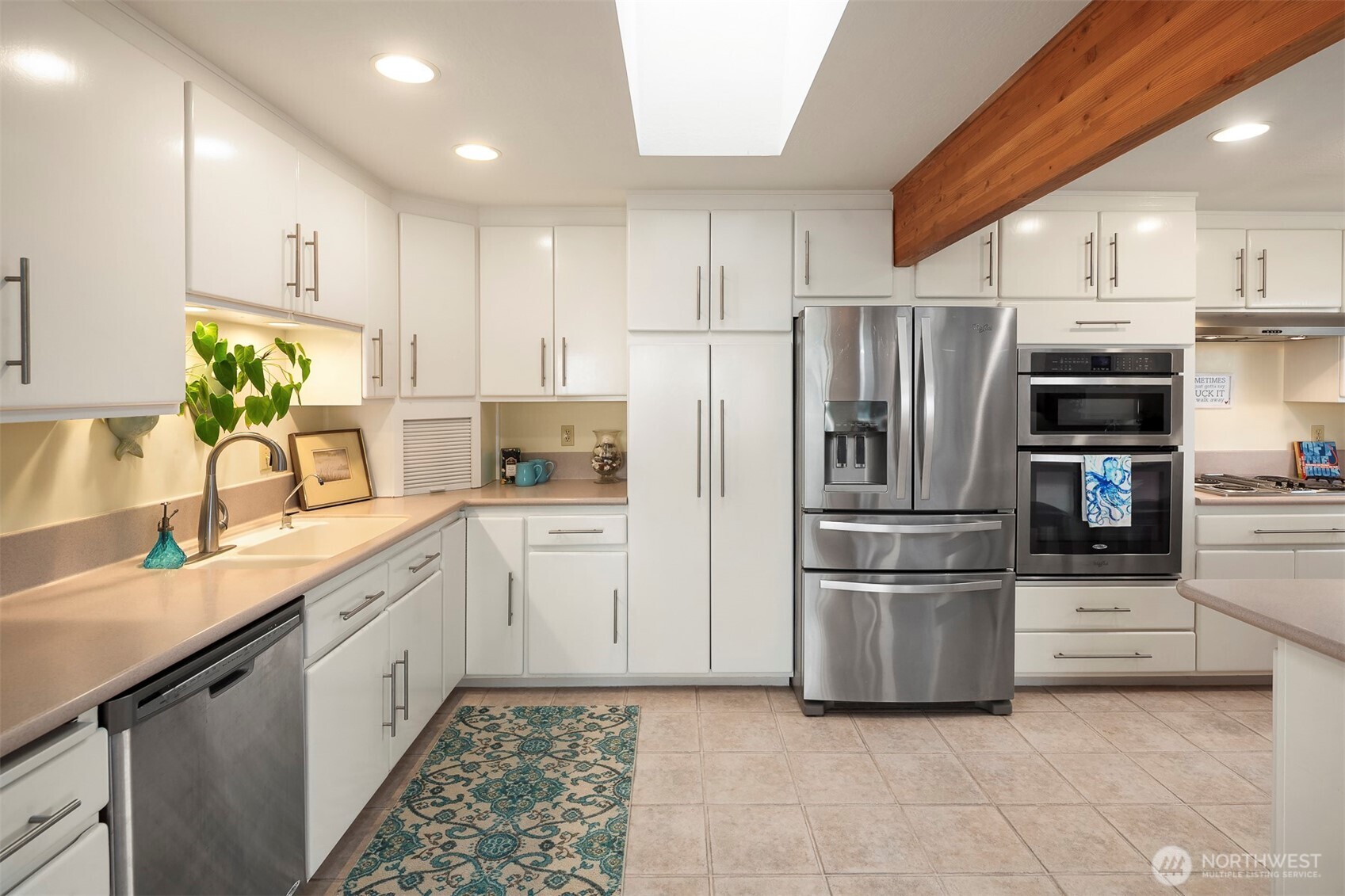 2426 Eastpoint Drive