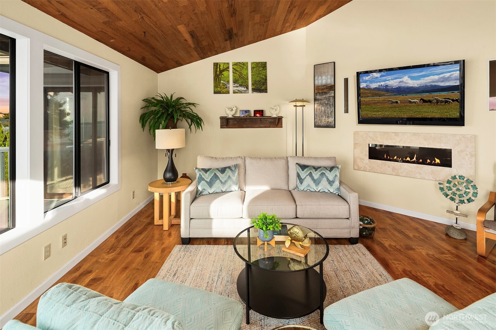 2426 Eastpoint Drive