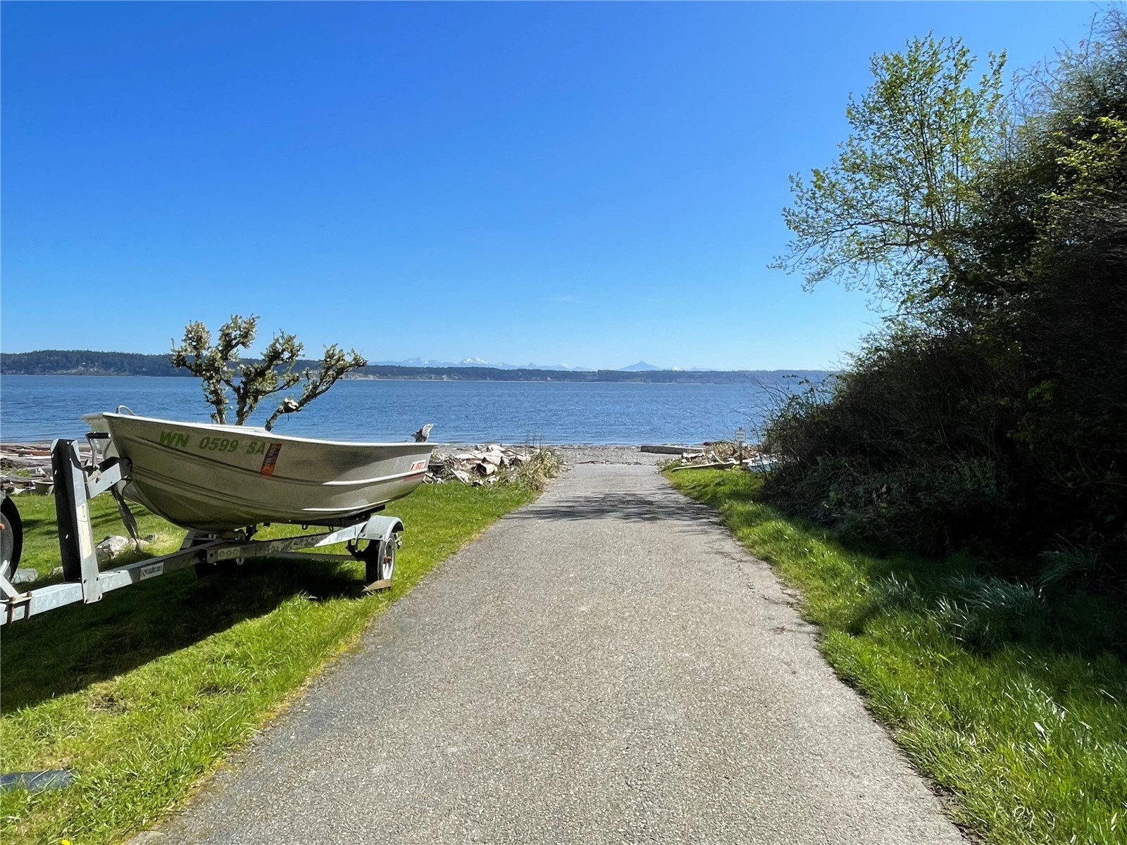 2426 Eastpoint Drive