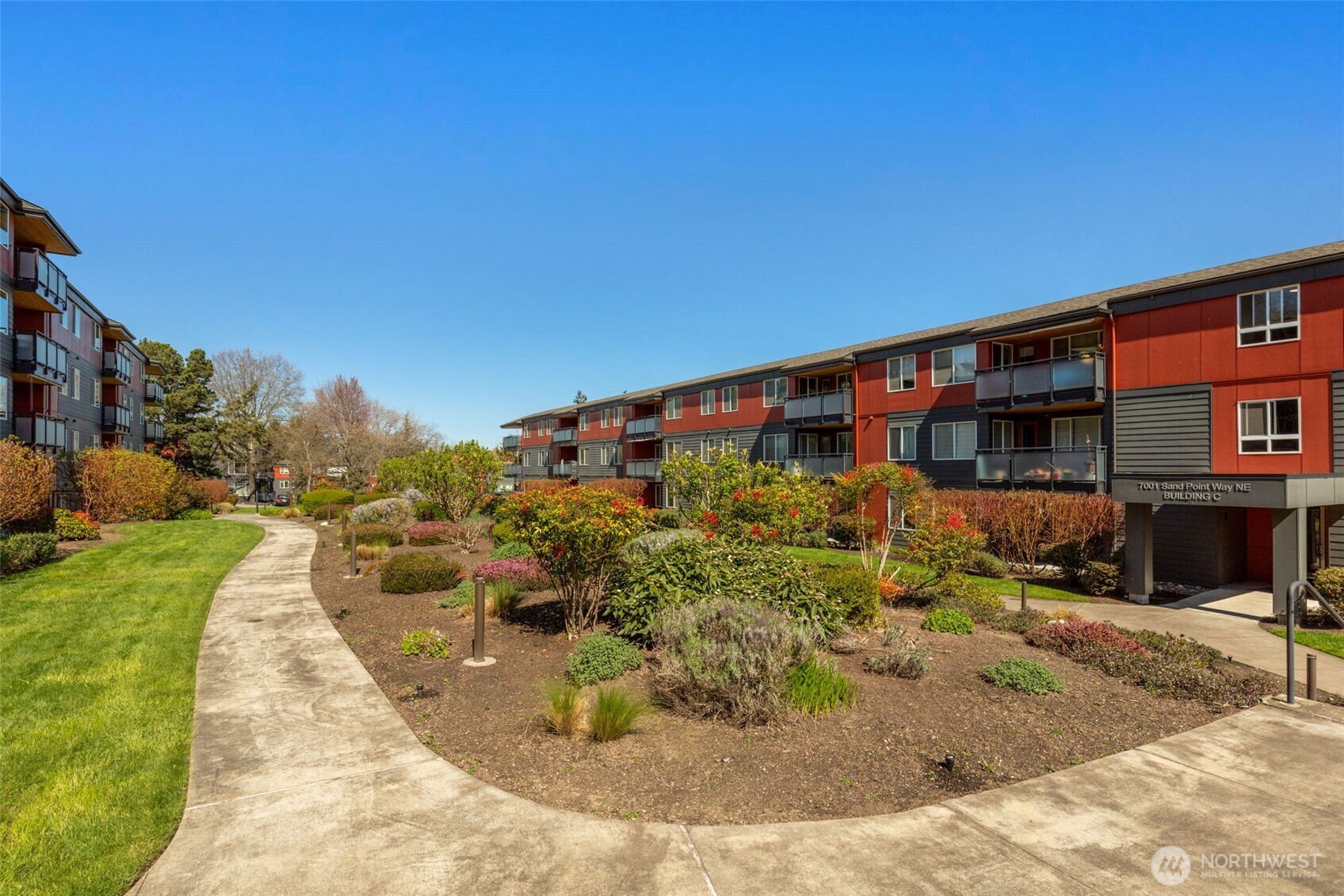 7001 Sand Point Way NE Unit: A412