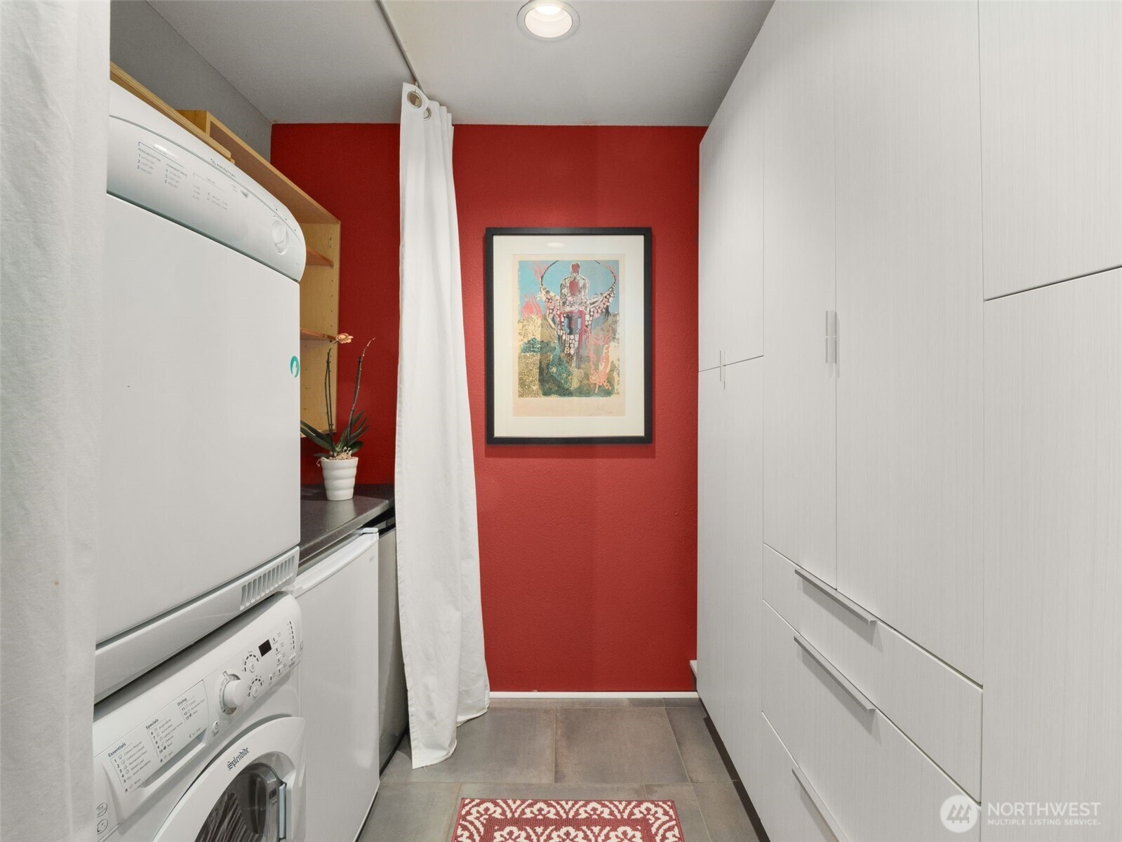 1401 5th Avenue W Unit: 104