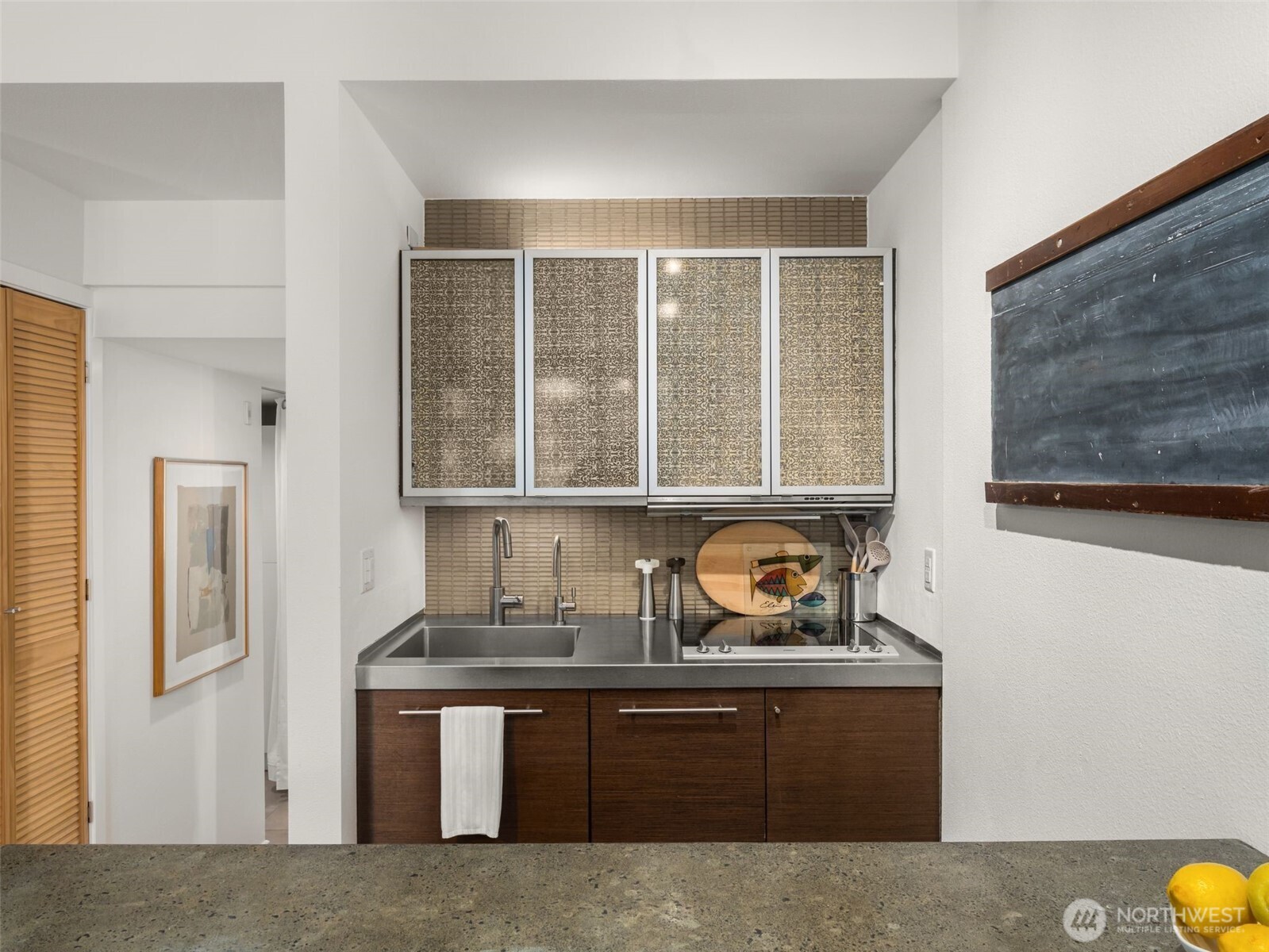 1401 5th Avenue W Unit: 104