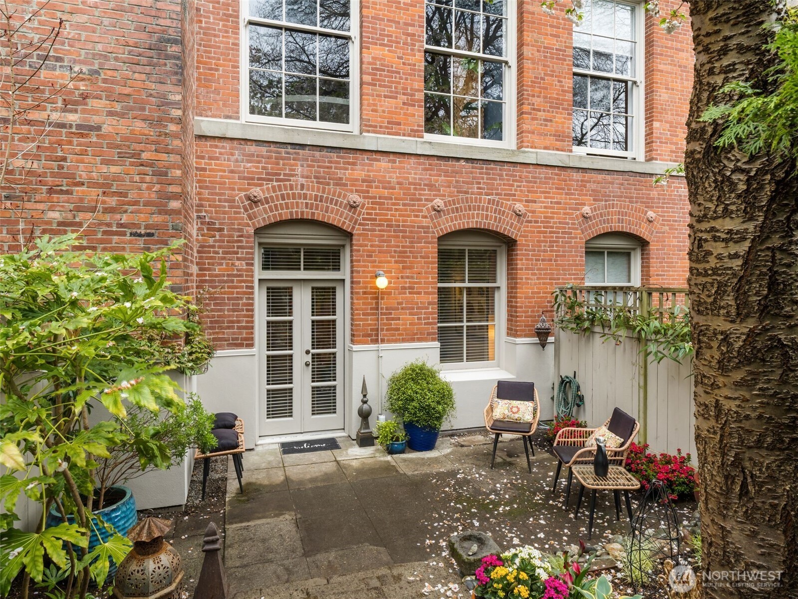 1401 5th Avenue W Unit: 104