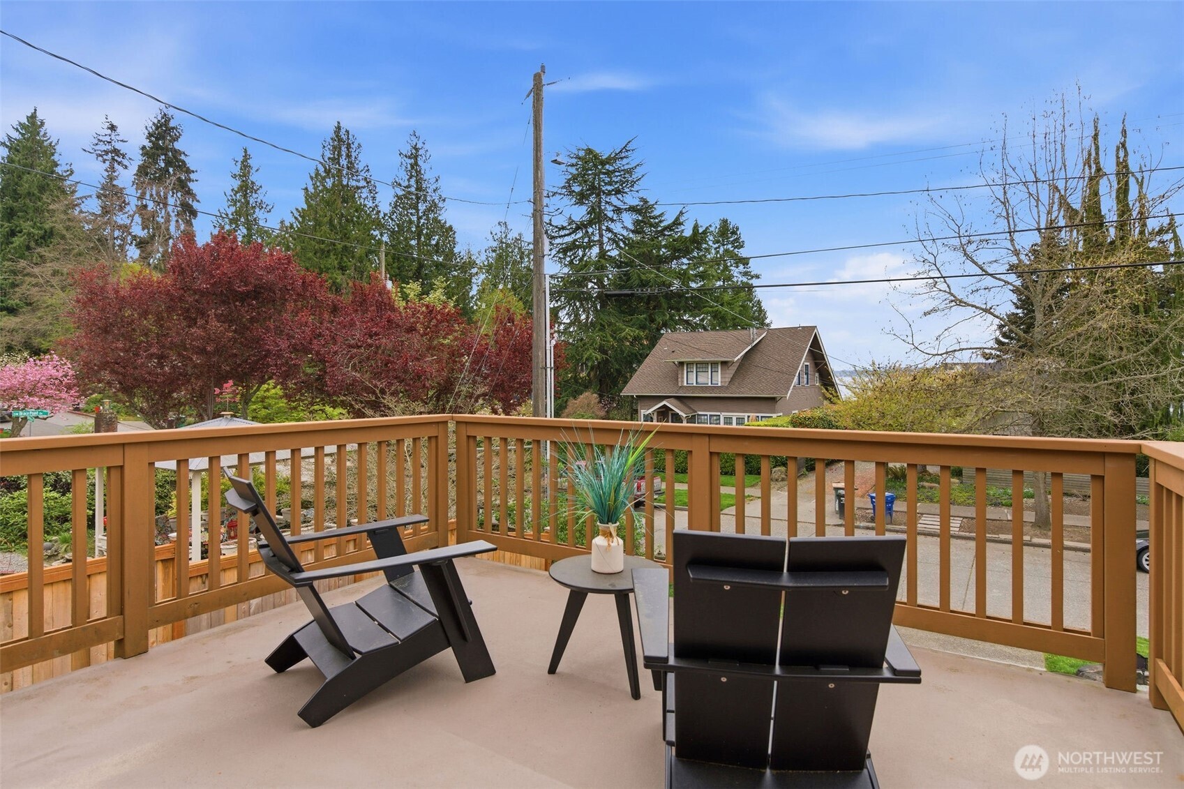 9272 Fauntleroy Way SW