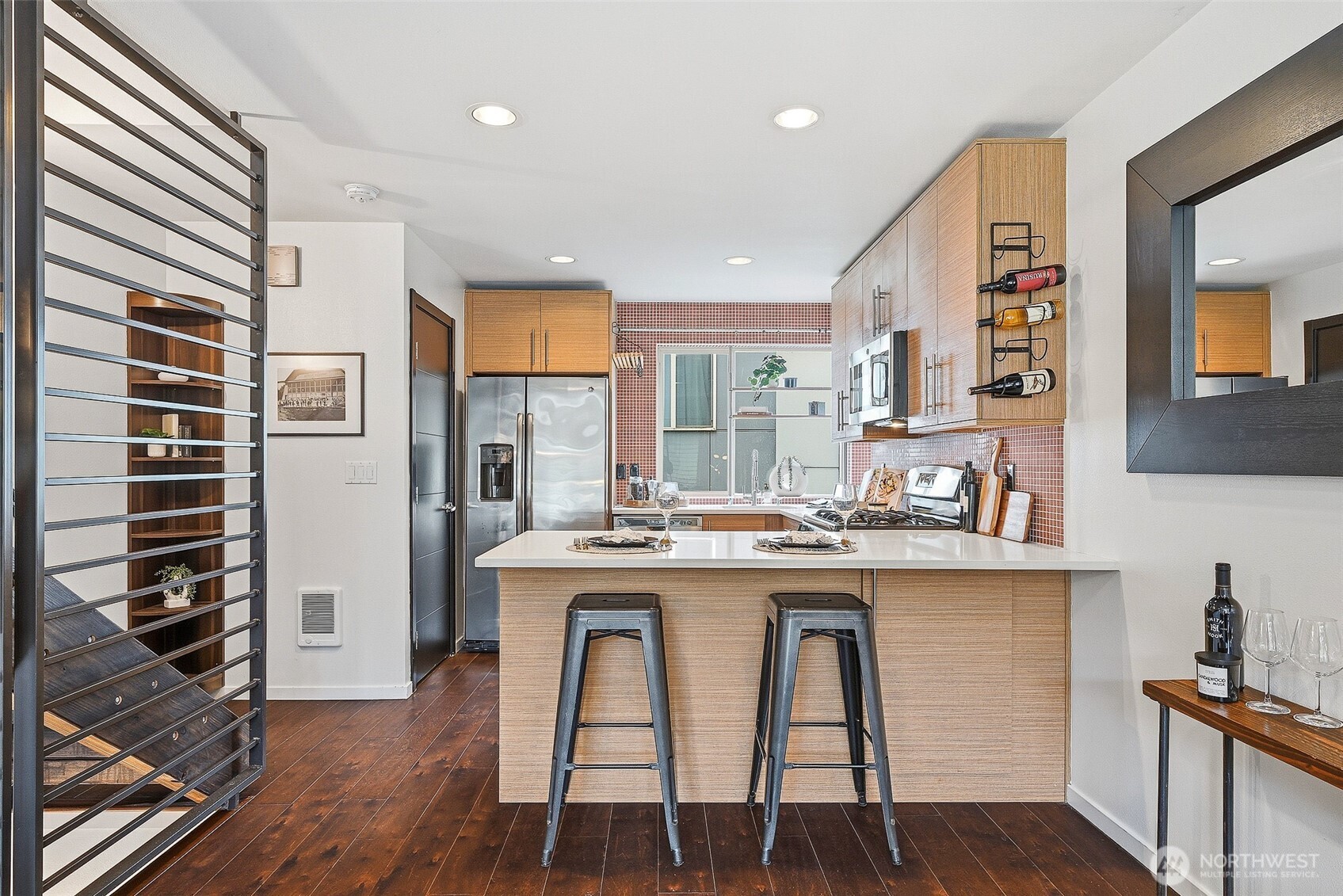 7752 Delridge Way SW