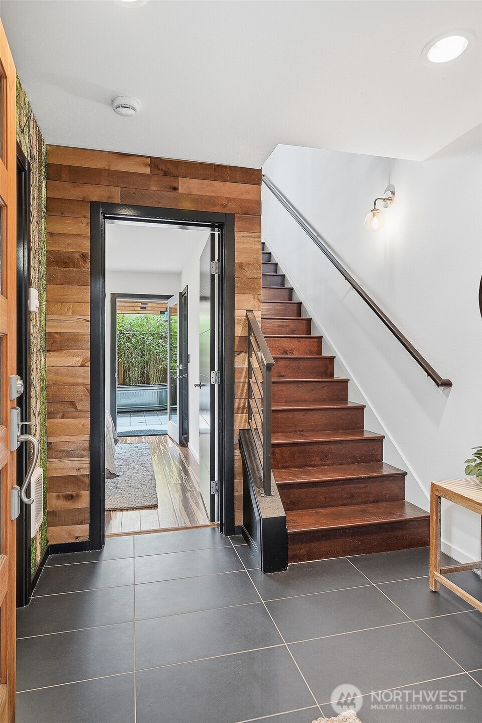 7752 Delridge Way SW