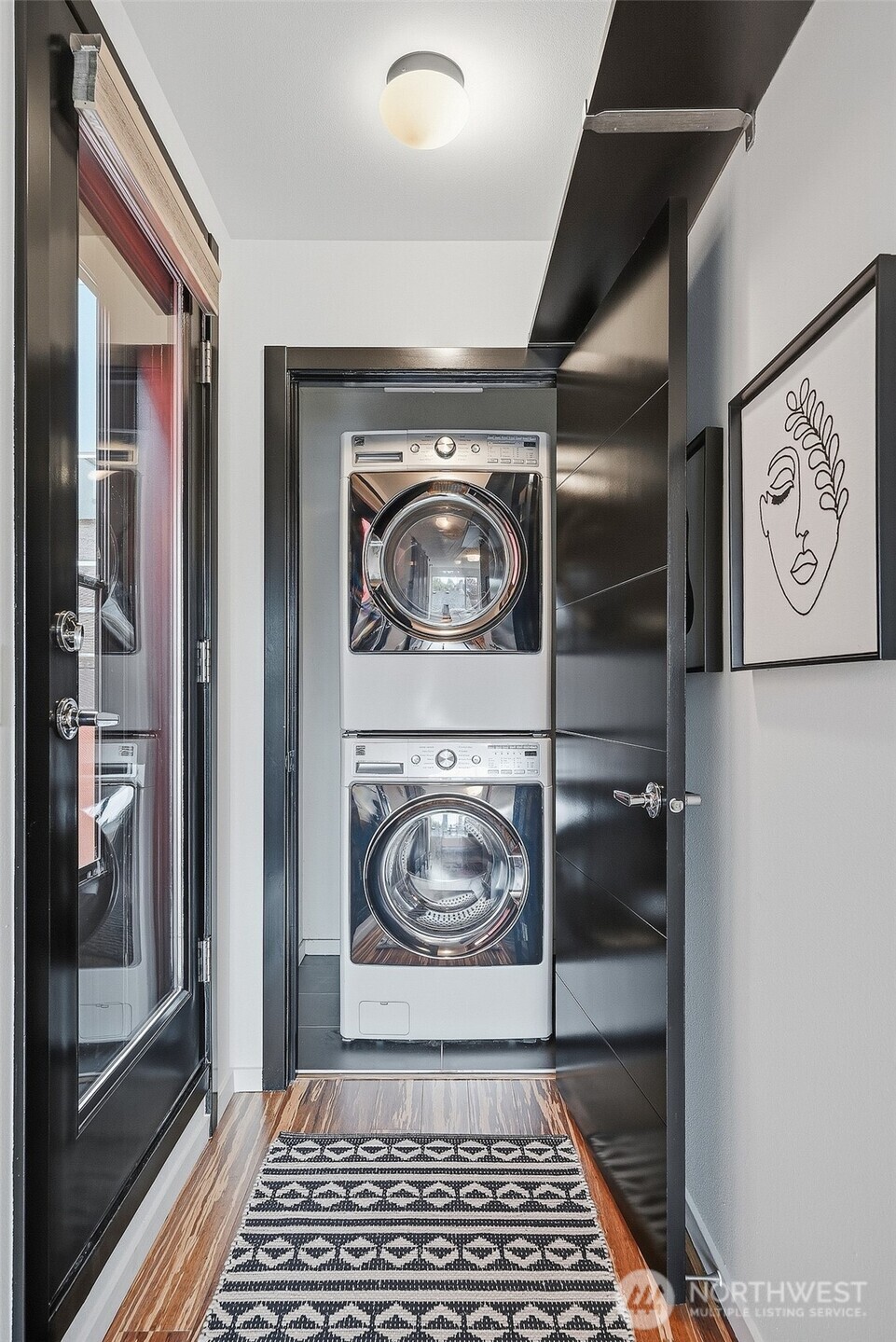 7752 Delridge Way SW