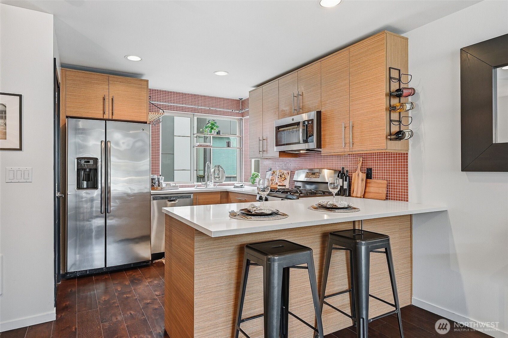 7752 Delridge Way SW