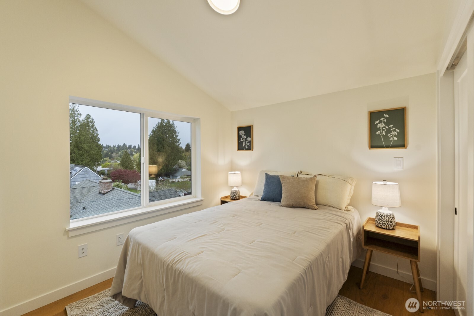 2725 NE 87th Street
