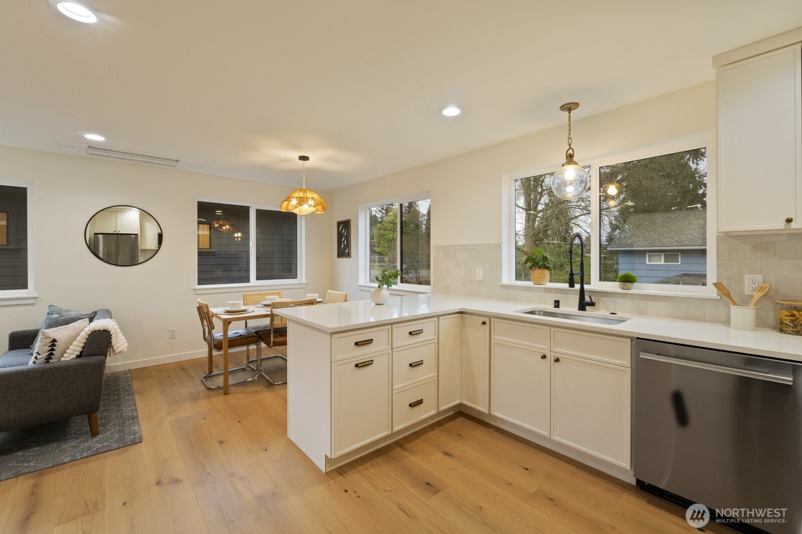 2725 NE 87th Street