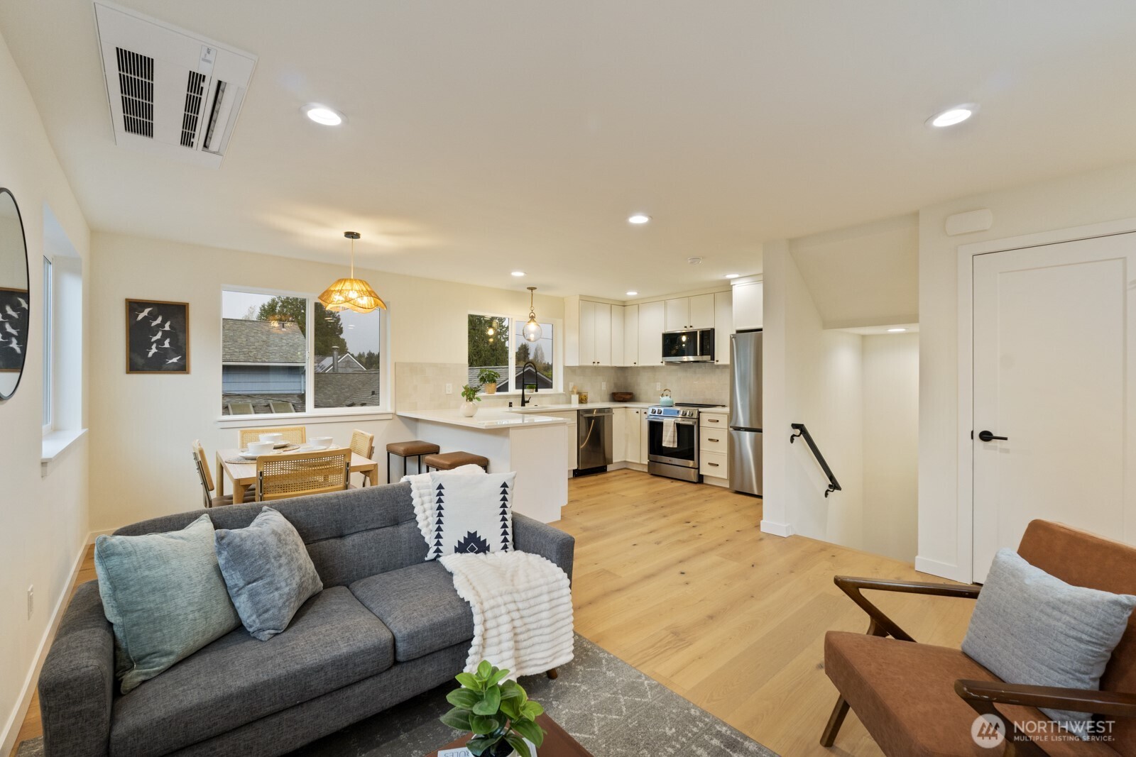 2725 NE 87th Street