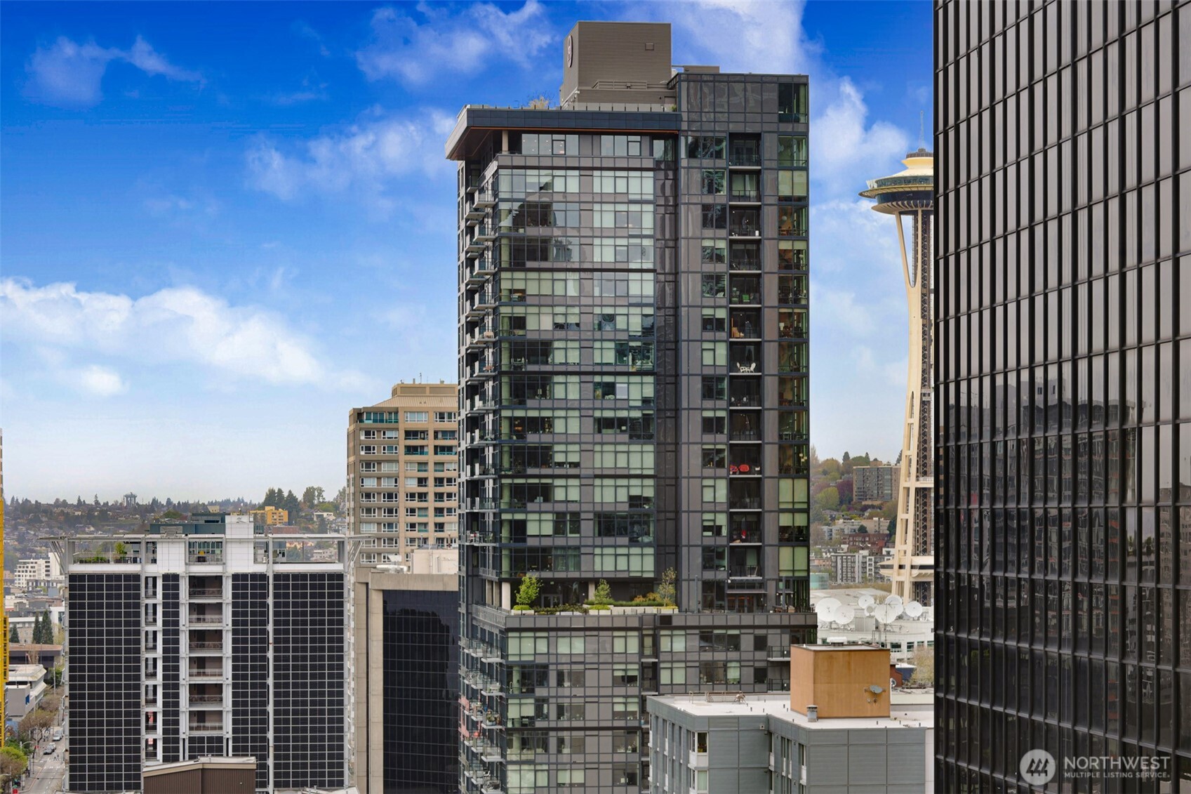 2100 3rd Avenue Unit: 1804