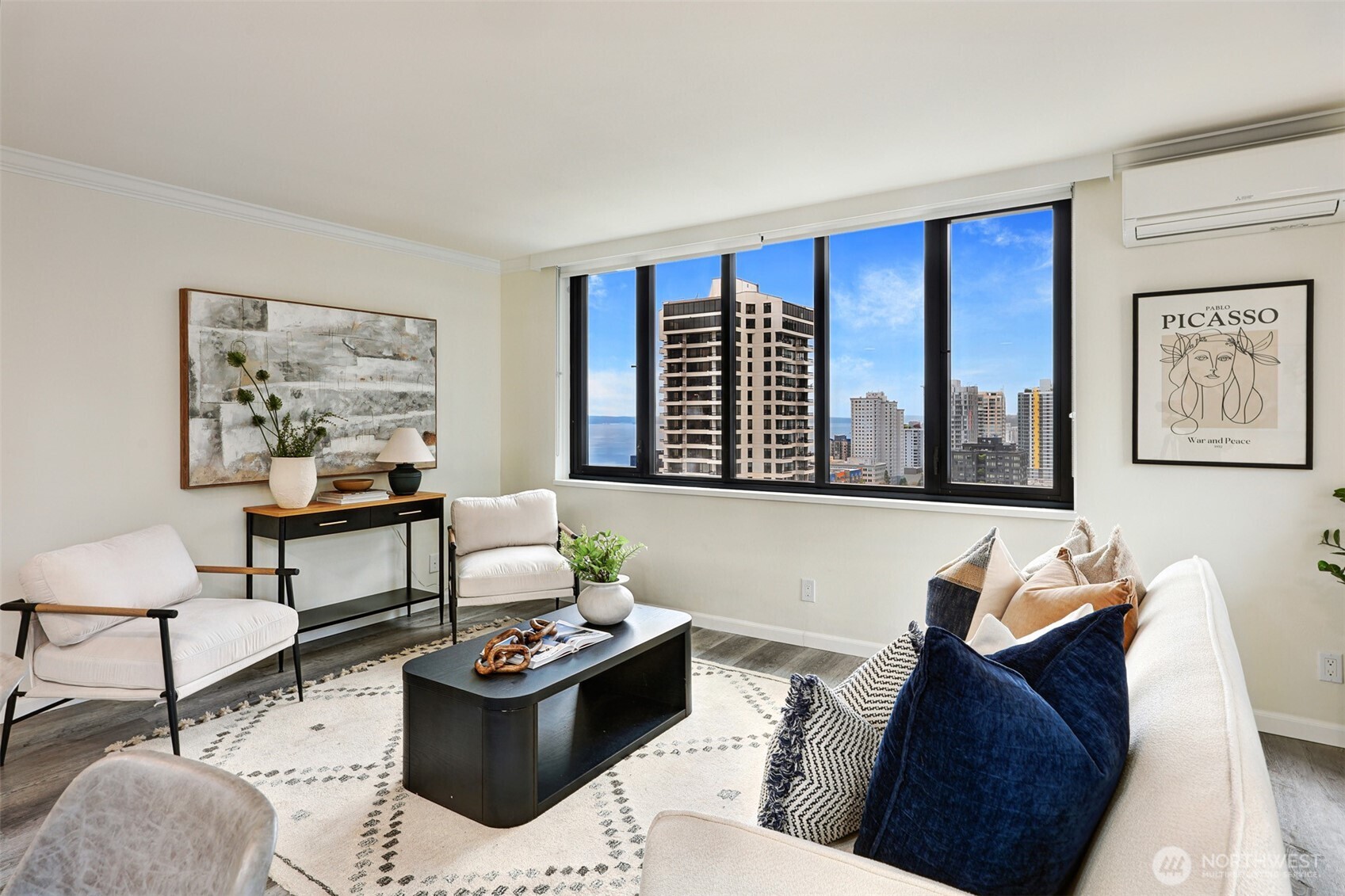 2100 3rd Avenue Unit: 1804