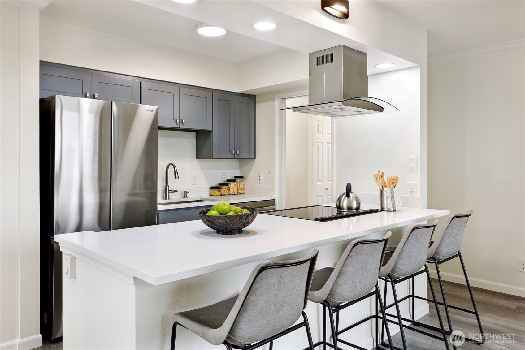 2100 3rd Avenue Unit: 1804