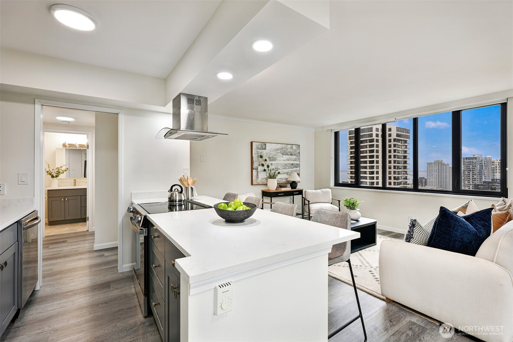 2100 3rd Avenue Unit: 1804