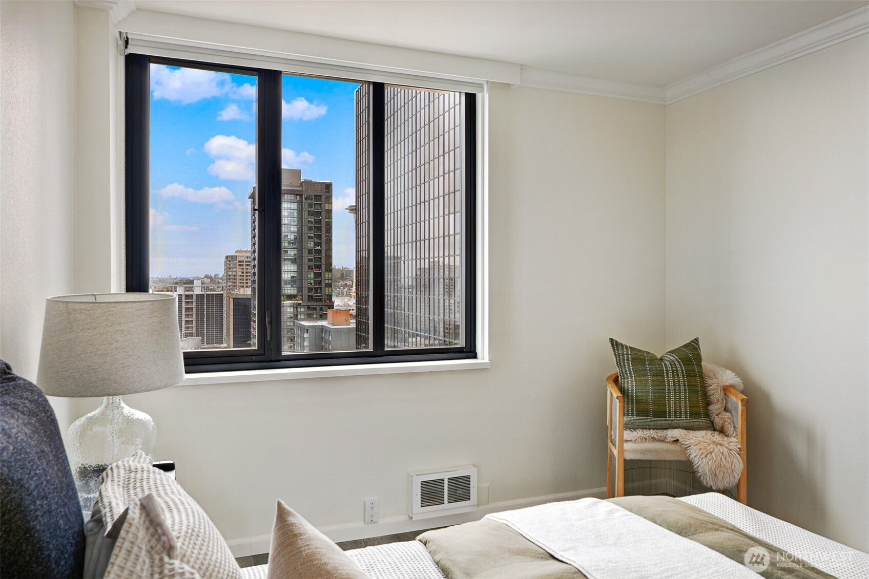 2100 3rd Avenue Unit: 1804