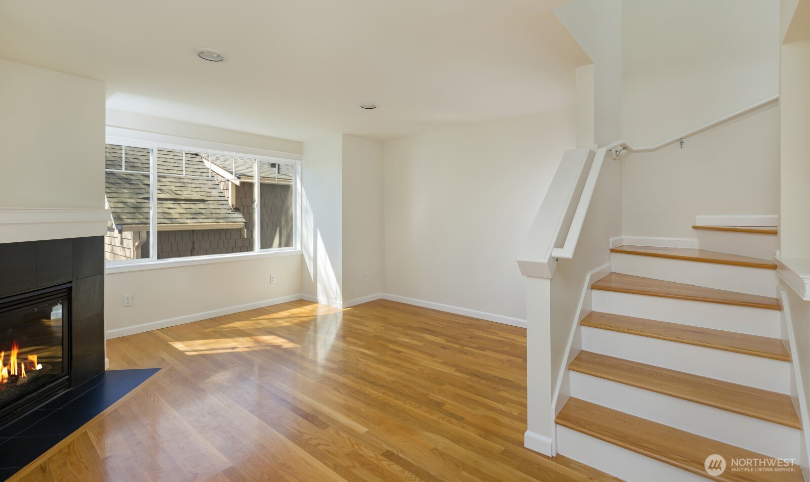 7114 California Avenue SW Unit: F