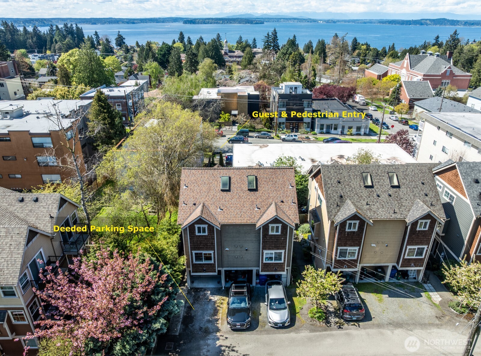 7114 California Avenue SW Unit: F