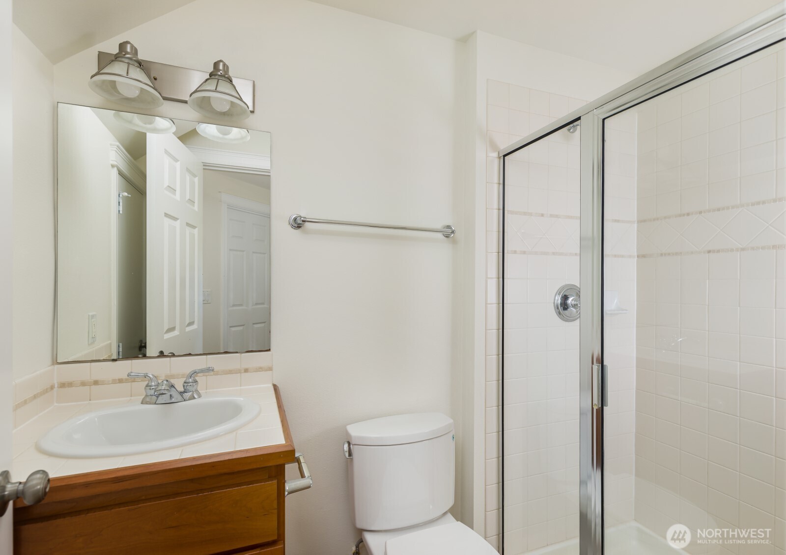 7114 California Avenue SW Unit: F