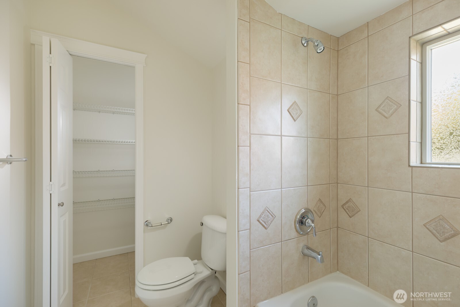 7114 California Avenue SW Unit: F