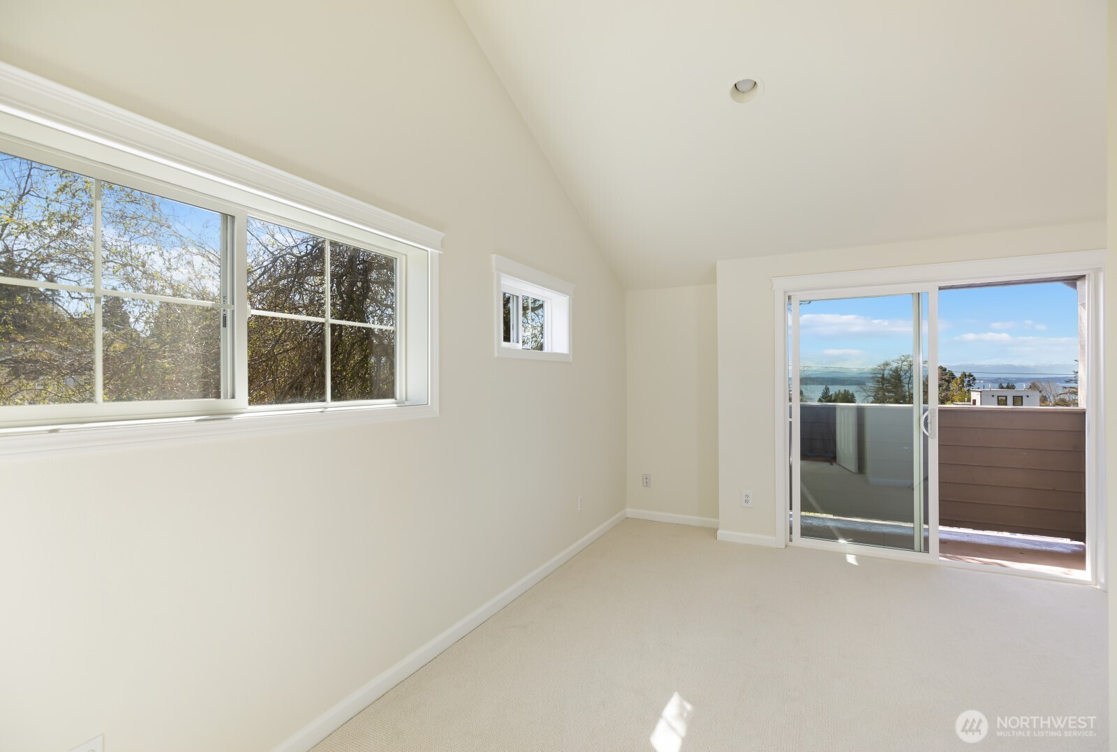 7114 California Avenue SW Unit: F