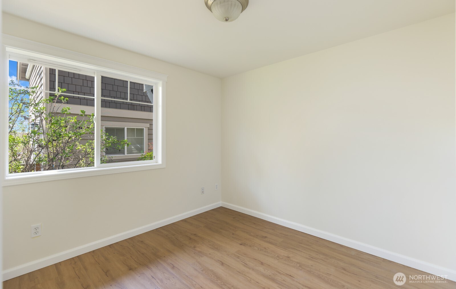 7114 California Avenue SW Unit: F