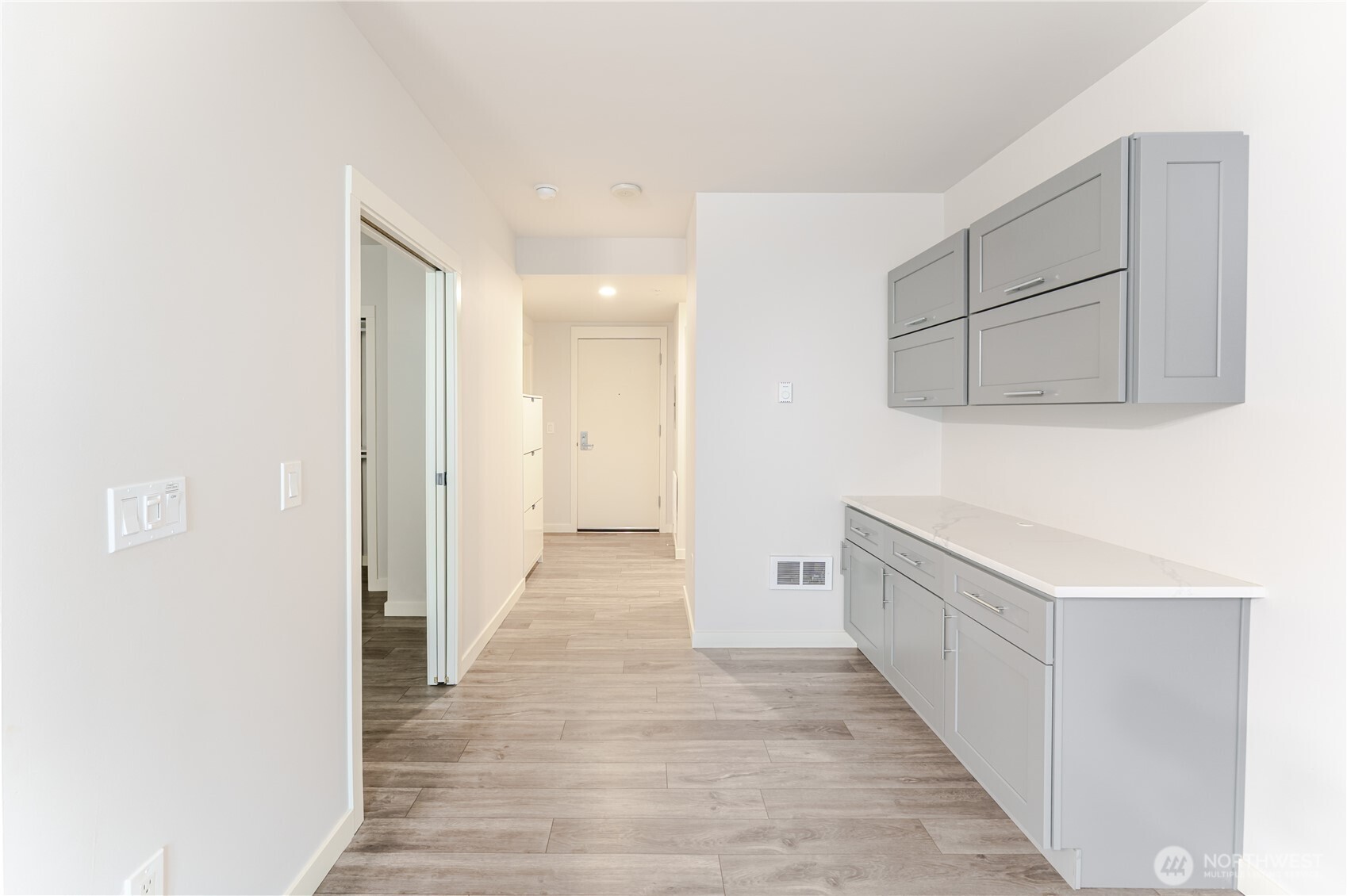 76 Cedar Street Unit: 303