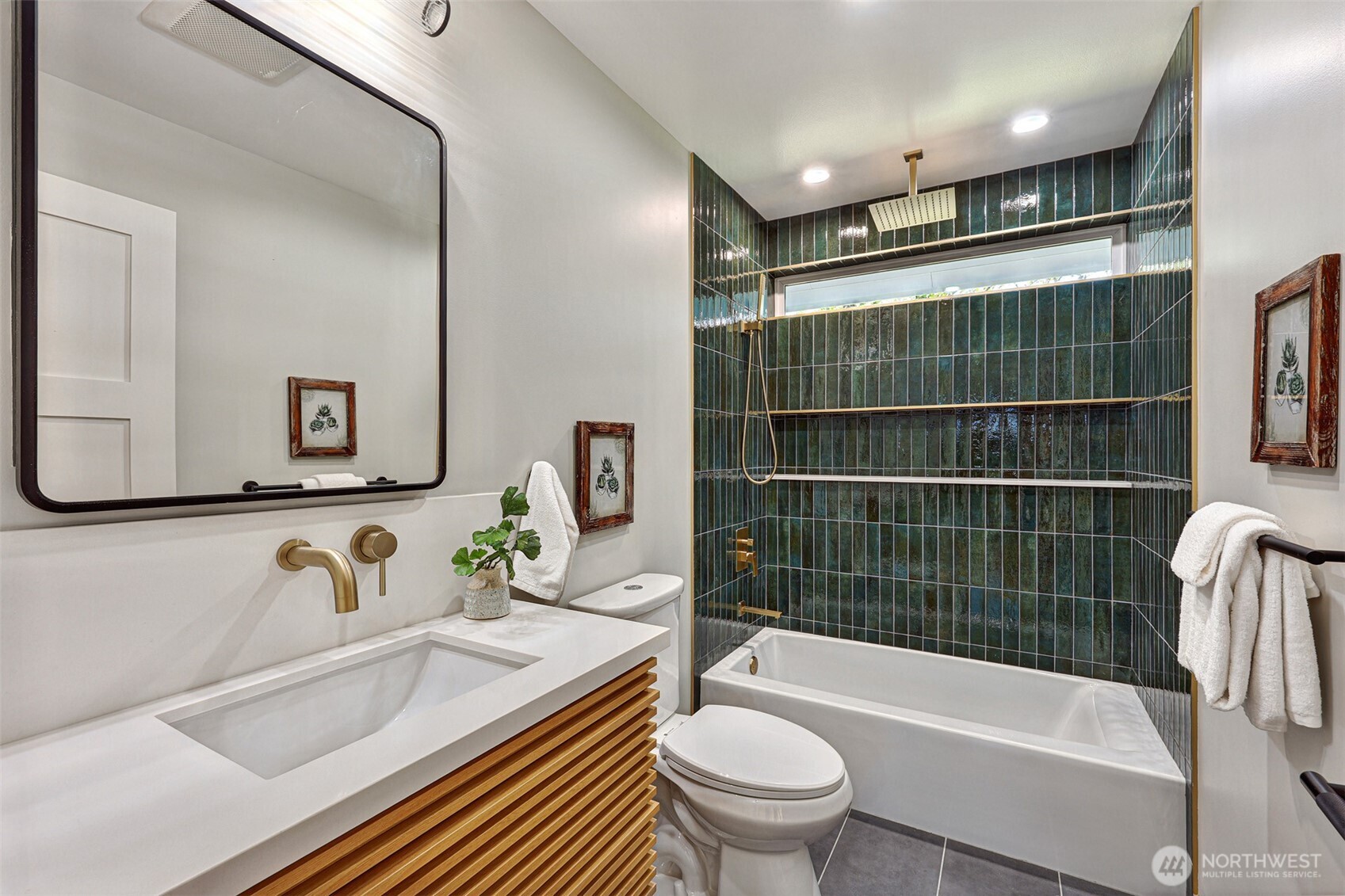 14606 16th Avenue SW