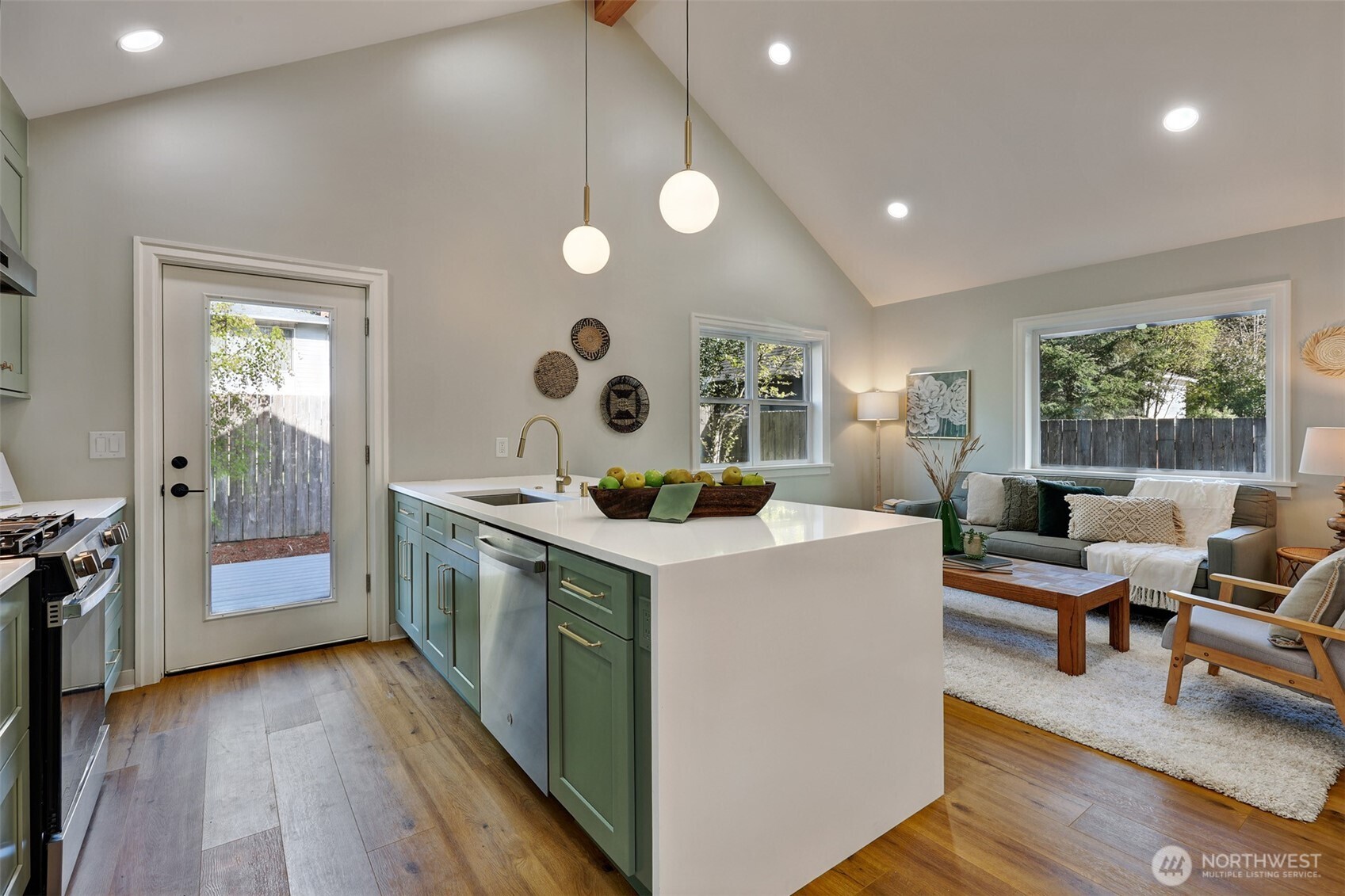 14606 16th Avenue SW