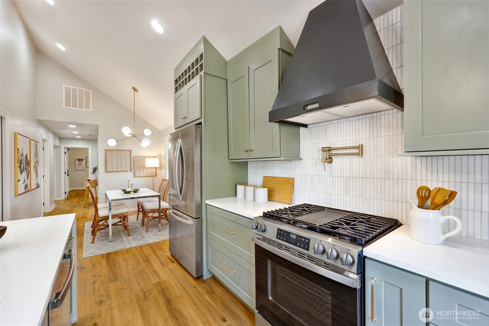 14606 16th Avenue SW