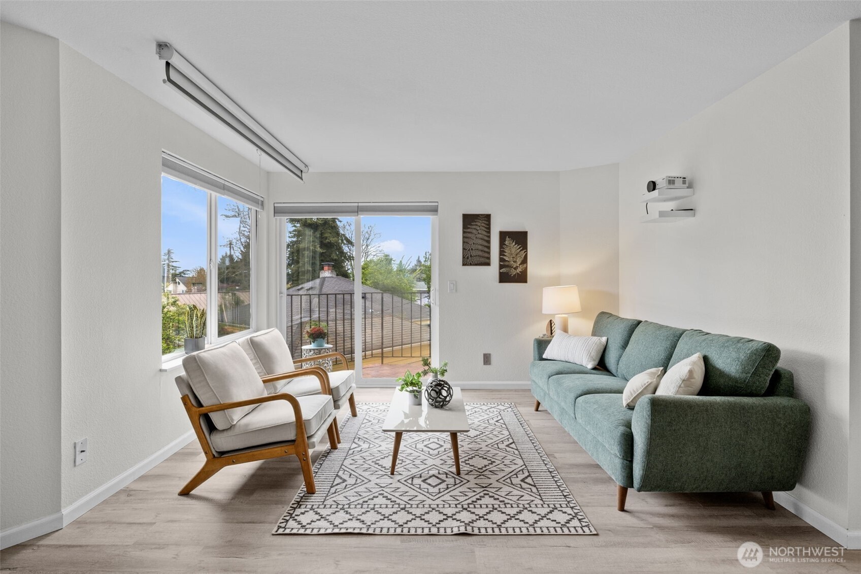 135 N 105th Street Unit: 103