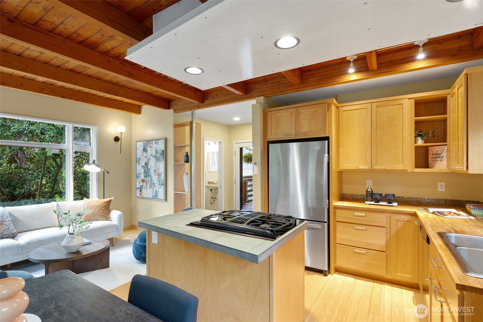 20215 15th Avenue NW Unit: E