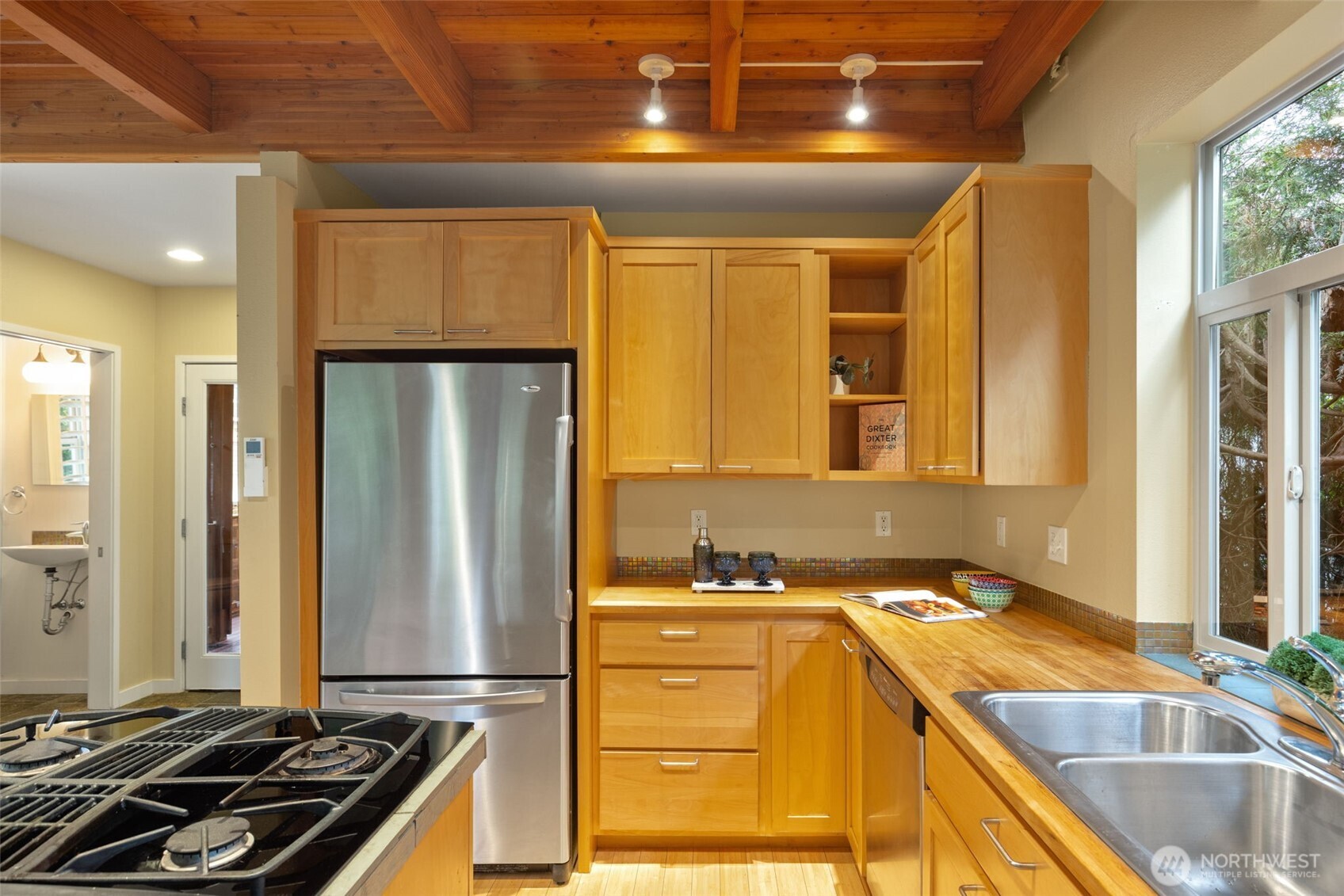 20215 15th Avenue NW Unit: E
