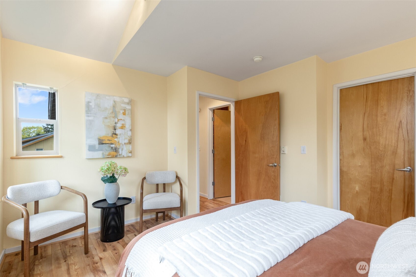 20215 15th Avenue NW Unit: E