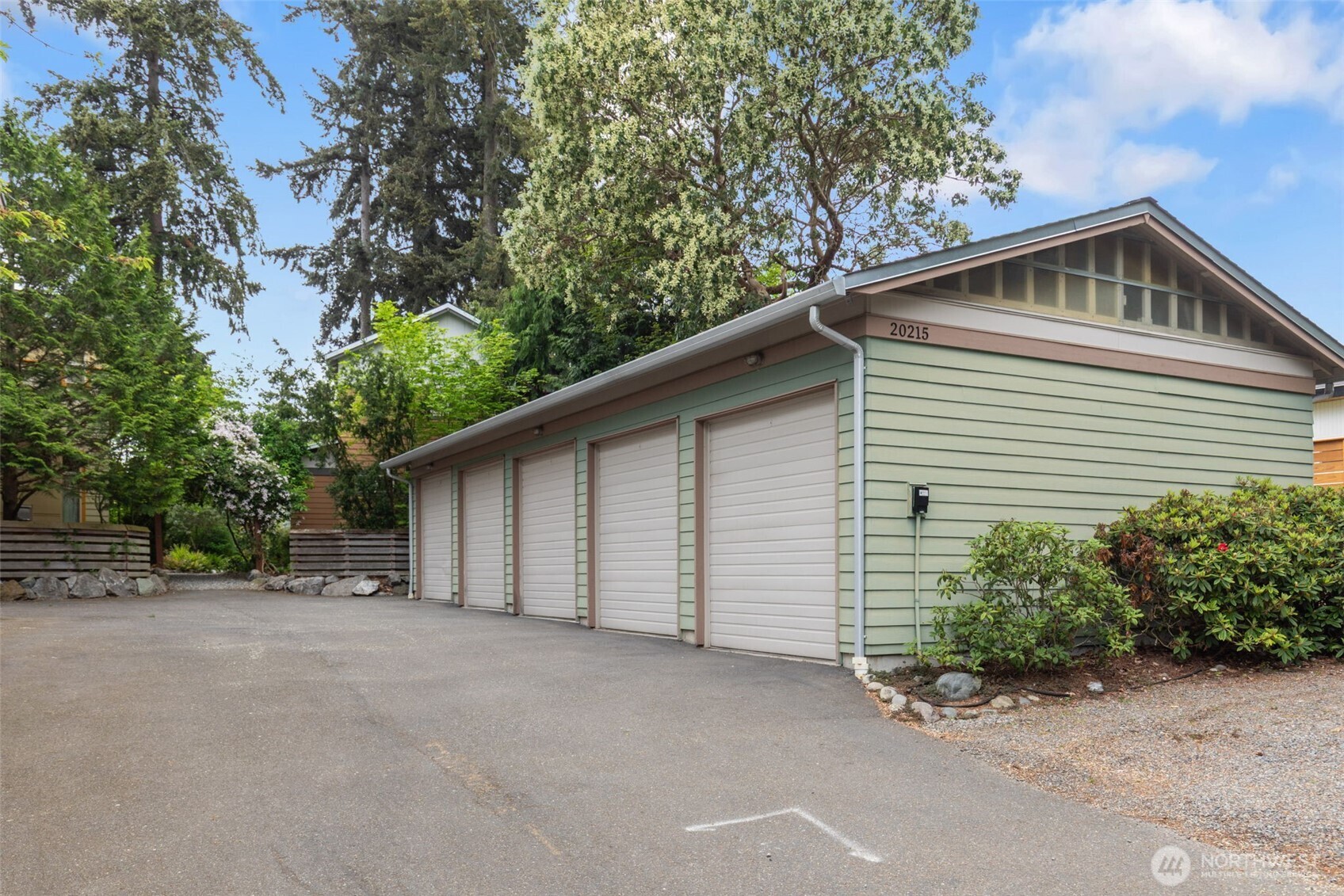 20215 15th Avenue NW Unit: E