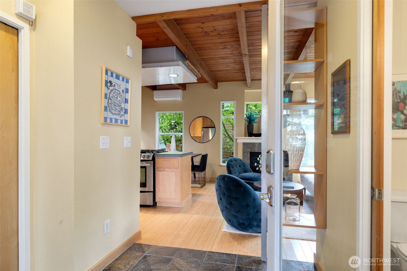 20215 15th Avenue NW Unit: E