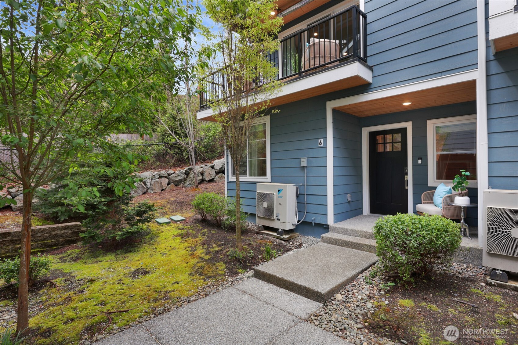 6633 NE 188th Court Unit: 6