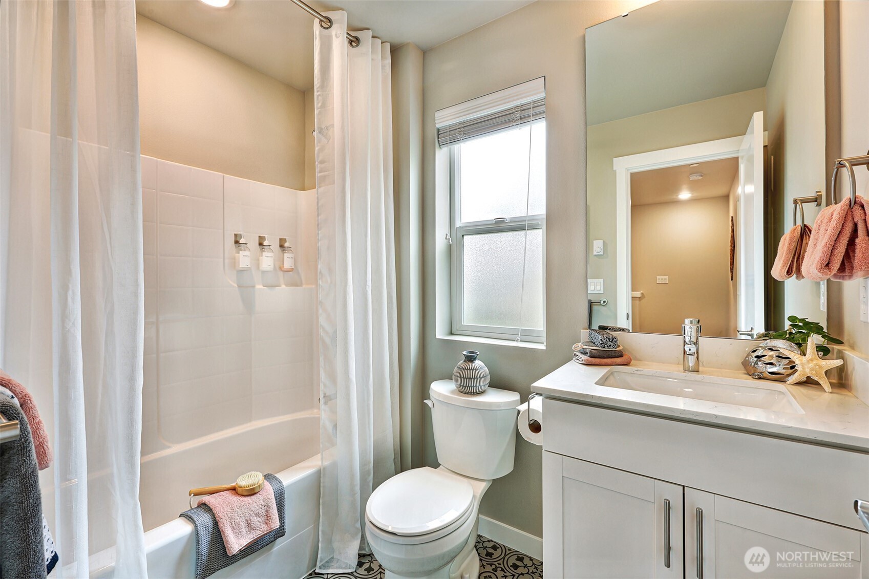 6633 NE 188th Court Unit: 6