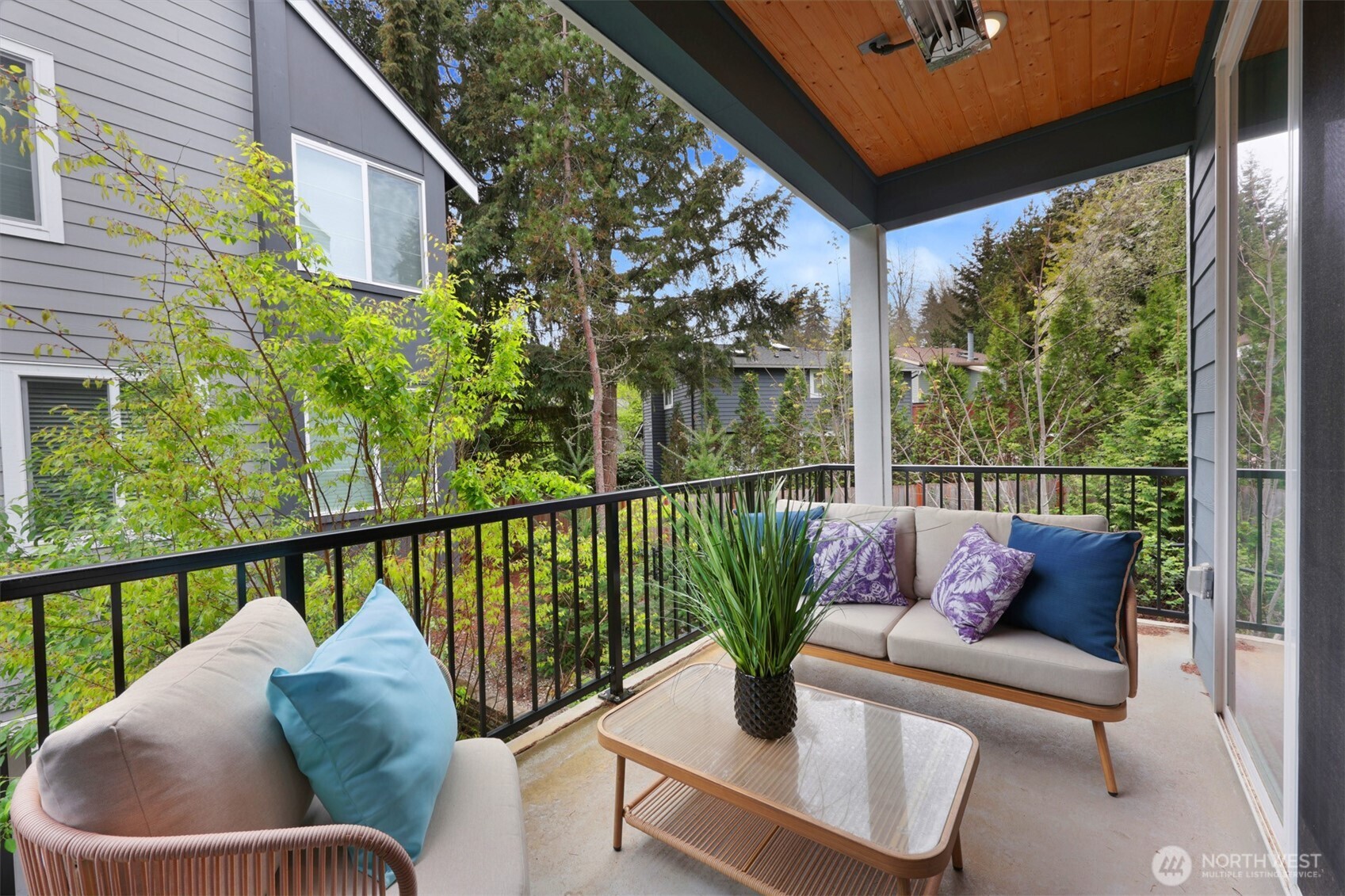 6633 NE 188th Court Unit: 6