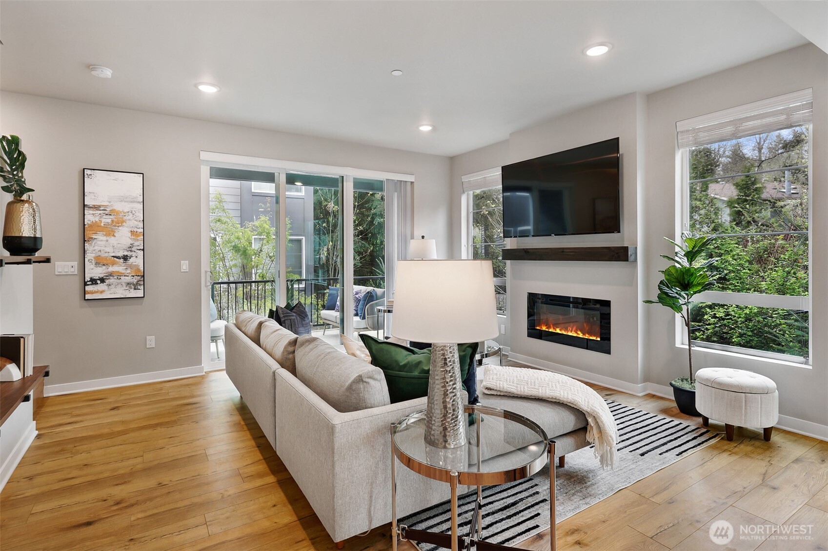 6633 NE 188th Court Unit: 6