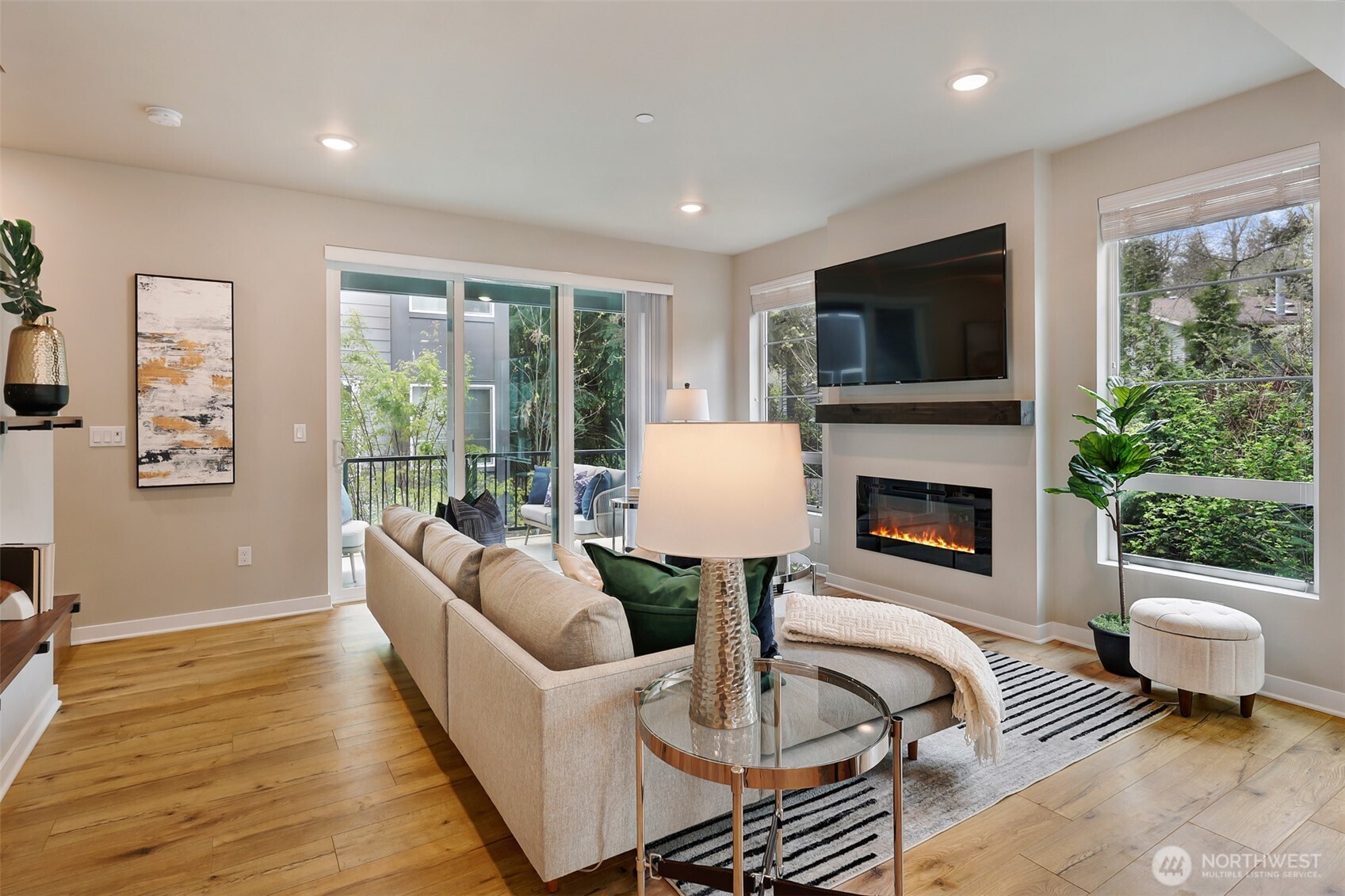 6633 NE 188th Court Unit: 6