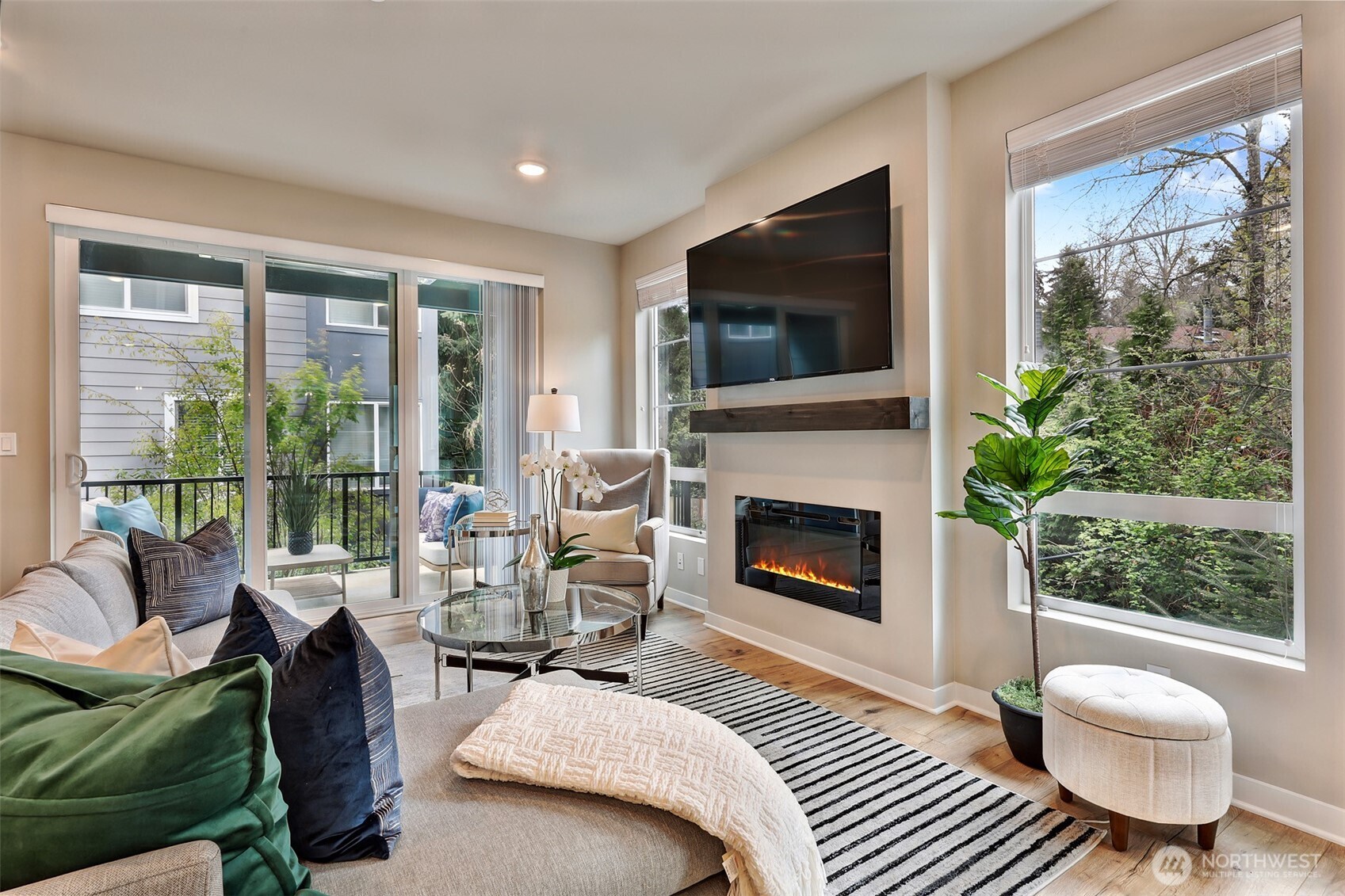 6633 NE 188th Court Unit: 6